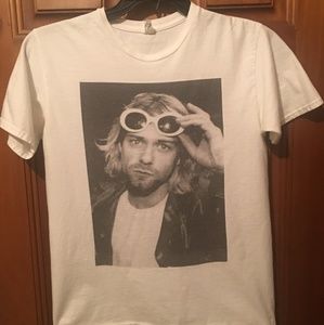 Kurt Cobain Nirvana tee size small